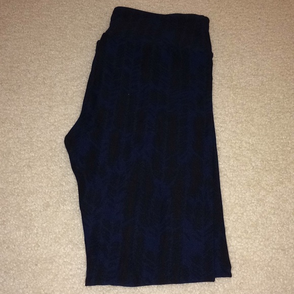LuLaRoe Pants - LuLaRoe Leggings - dark blue/black print - OS
